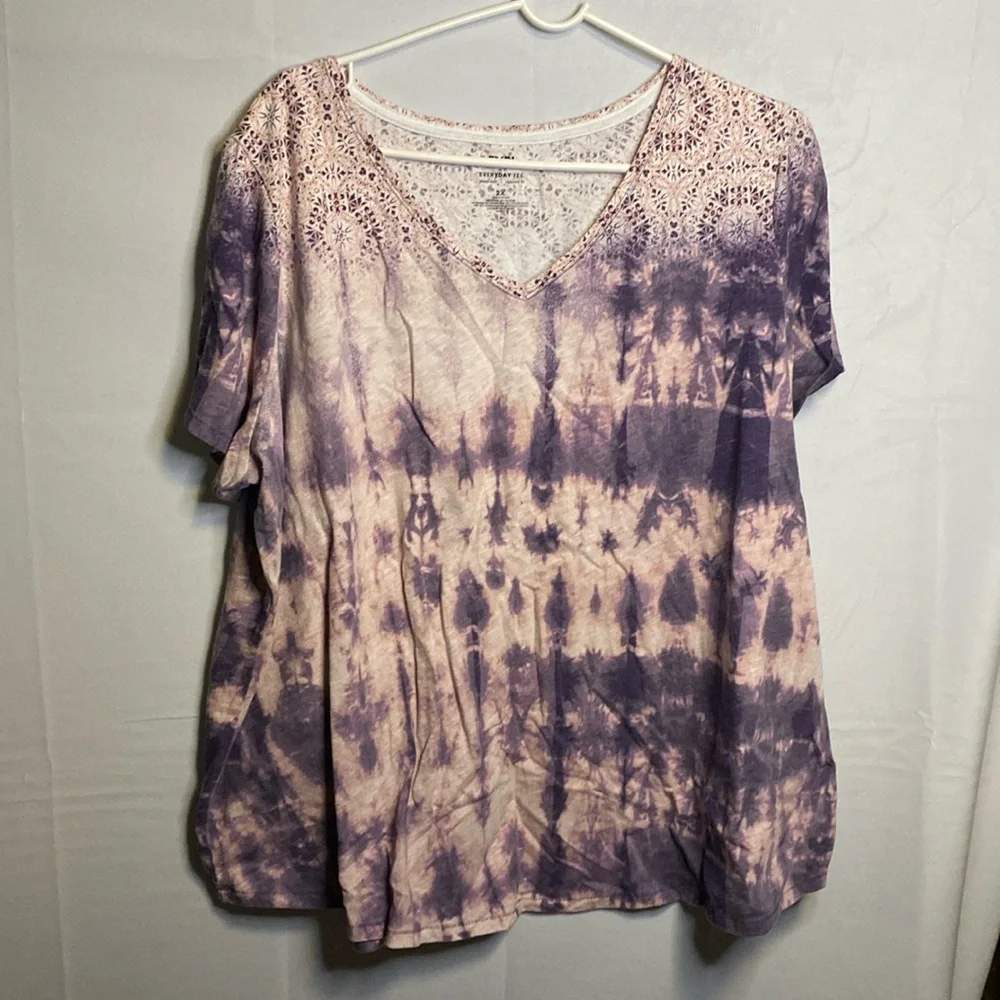 Every day tie dye - Picture 1 of 4